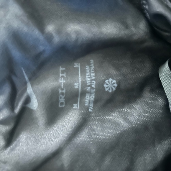 Nike drifit shorts - Picture 4 of 4